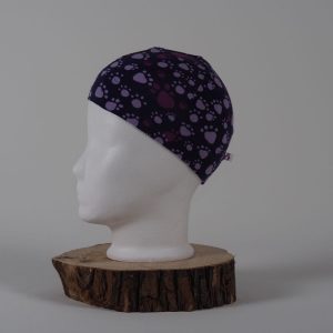 Mütze mit Pfotenmotiv