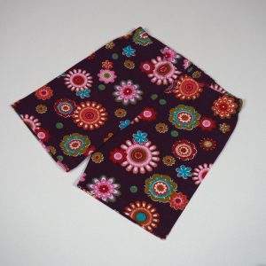 kurze Jersey-Hose, Blumen aubergine