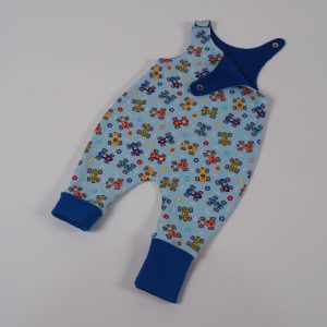 Größe 56, Wendestrampler mit Rennautomotiv