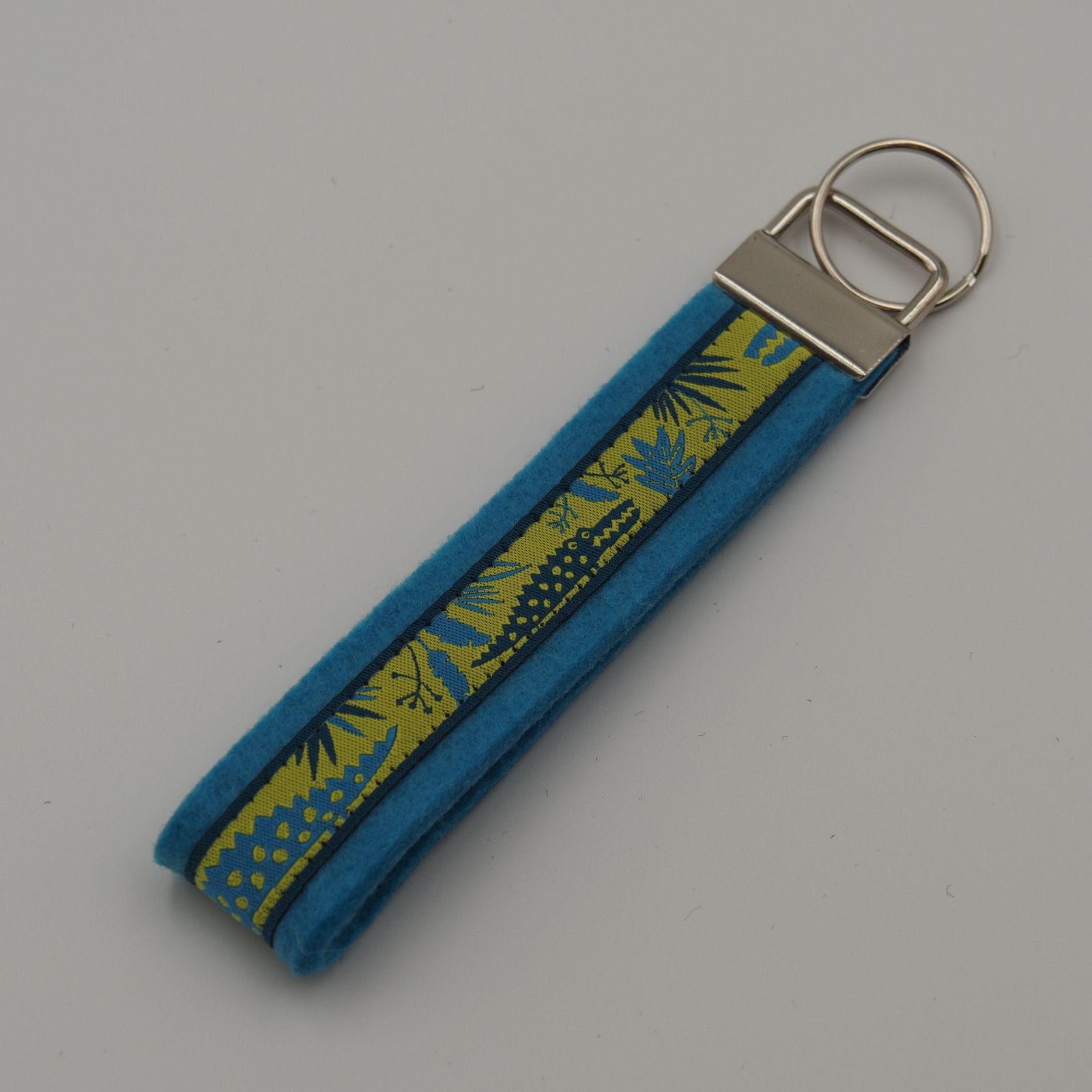 Schlüsselanhänger Krokodil grün, türkis